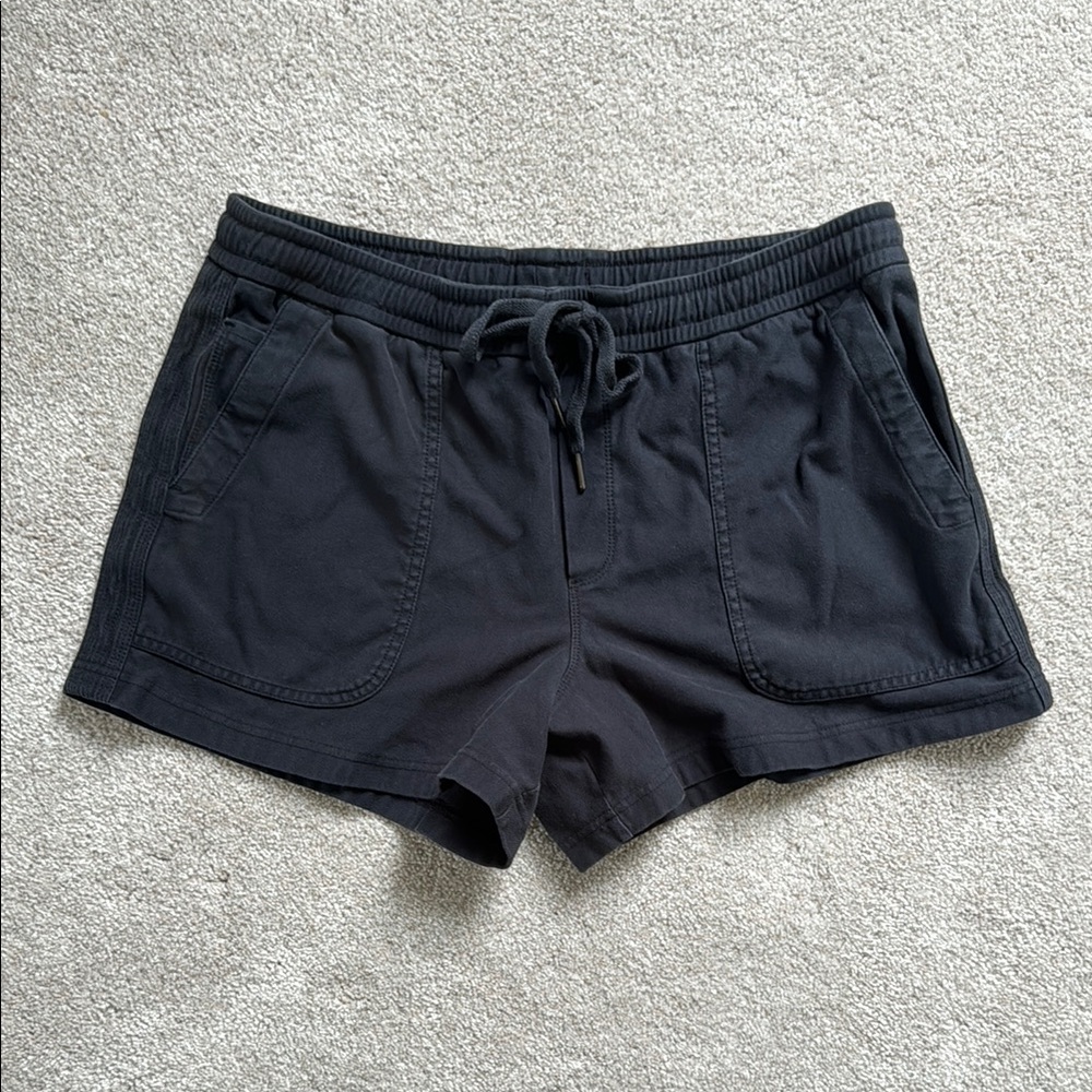 Athleta Black Women’s Shorts